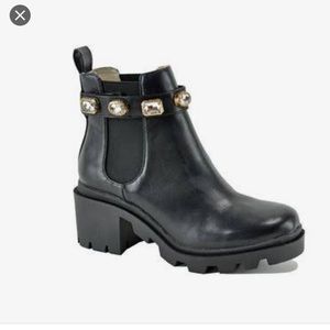 Steve Madden amulet boots